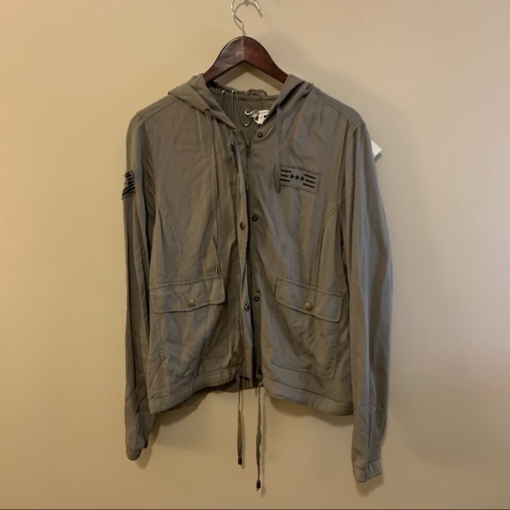 Maurices Drapey Hooded Jacket Military Patches - Picture 4 of 6
